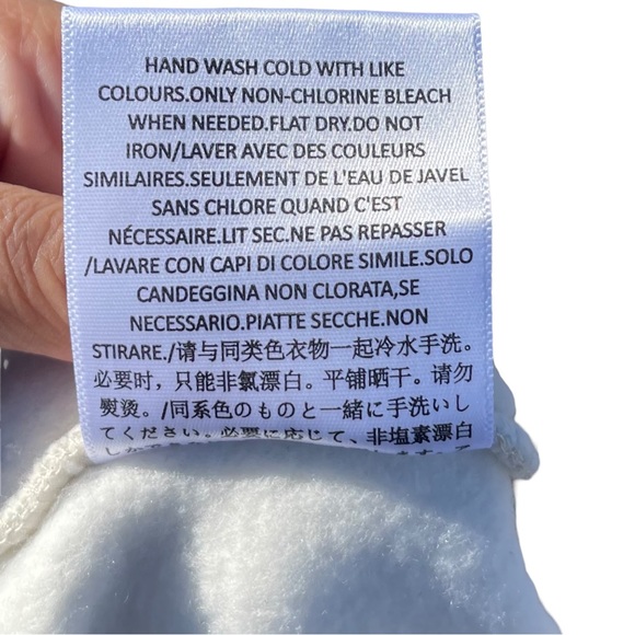 SOLD….NWOT Essentials Fear of God Shorts (off-white) Unisex Size S - Picture 9 of 10